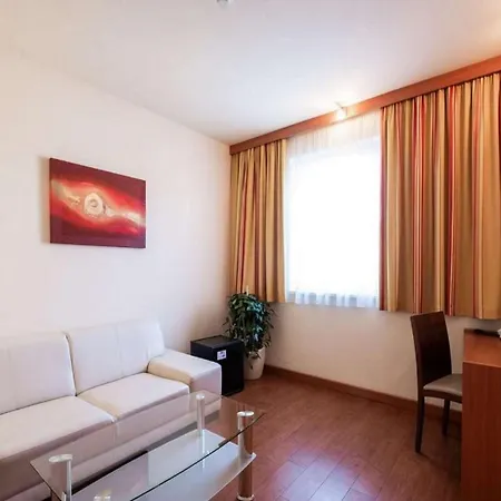 Otel Nexto Dormero 4*