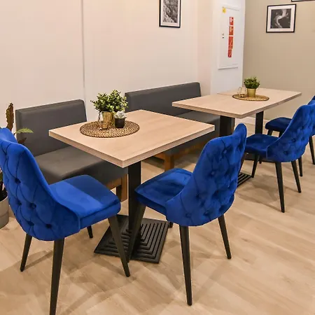 Nexto Dormero 4*