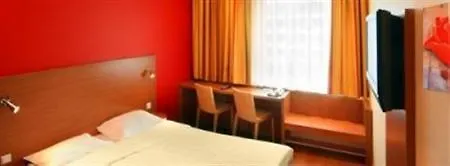 Nexto Dormero 4*