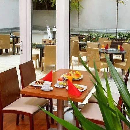 Nexto Dormero 4*