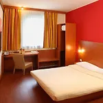 Ξενοδοχείο Nexto Dormero 4*