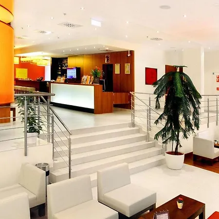 Nexto Dormero מלון 4*