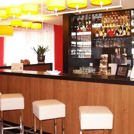 מלון Nexto Dormero
